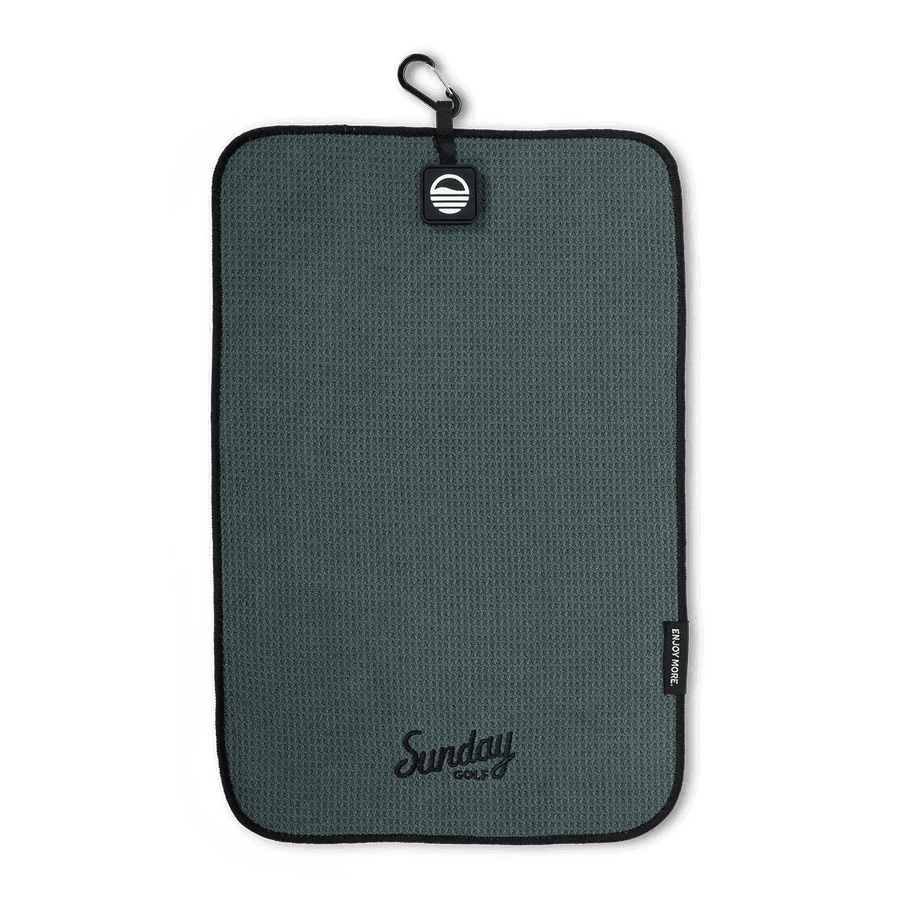 Loma Magnetic Golf Towel in Midnight Green